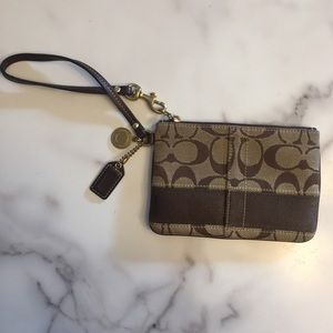 Coach Signature Wrislet